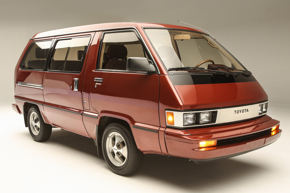 1985 toyota minivan