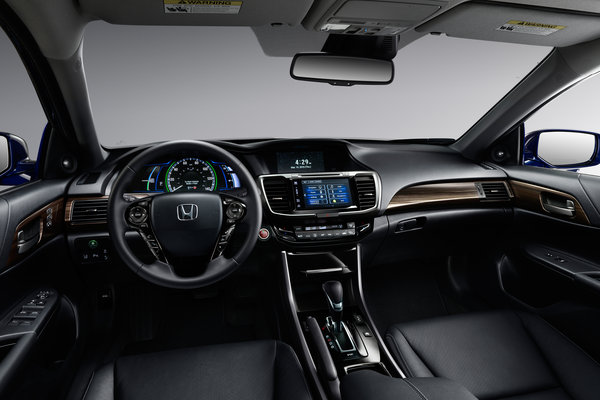 2017 Honda Accord Hybrid Interior
