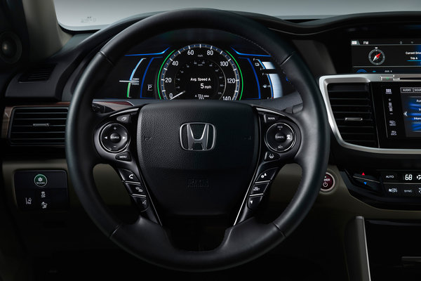 2017 Honda Accord Hybrid Instrumentation