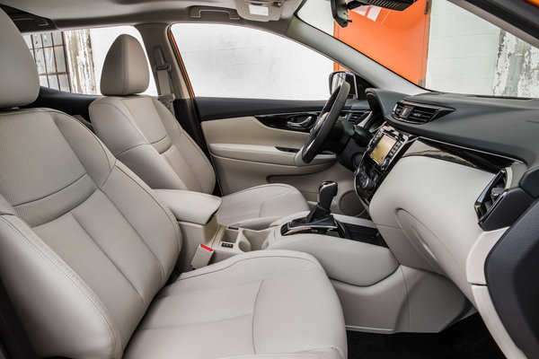 2017 Nissan Rogue Sport Interior