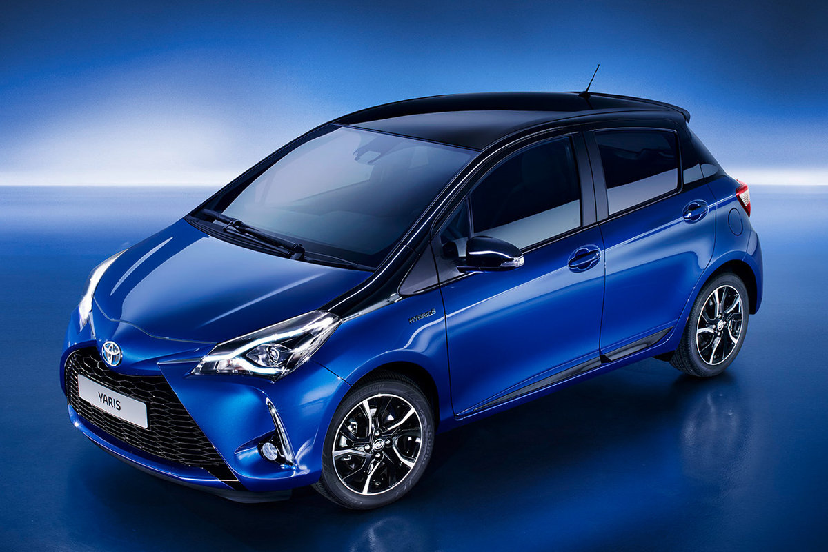 2017 Toyota Yaris pictures