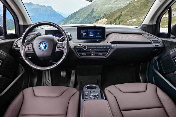 2018 BMW i3s Interior