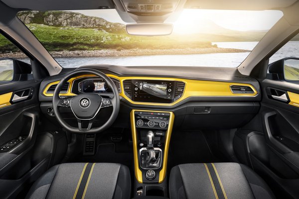 2018 Volkswagen T-Roc Interior