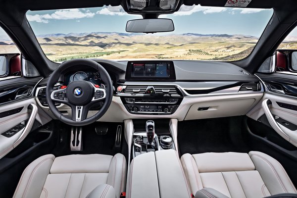 2018 BMW 5-Series M5 first edition sedan Interior