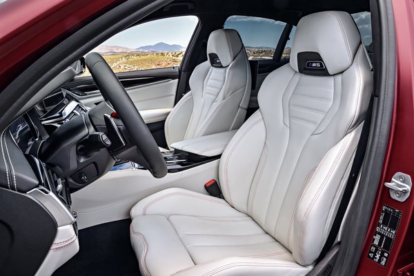 2018 BMW 5-Series M5 first edition sedan Interior