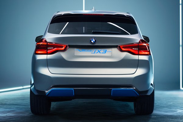 2018 BMW iX3