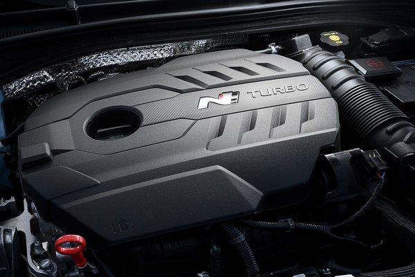 2019 Hyundai i30 fastback Engine