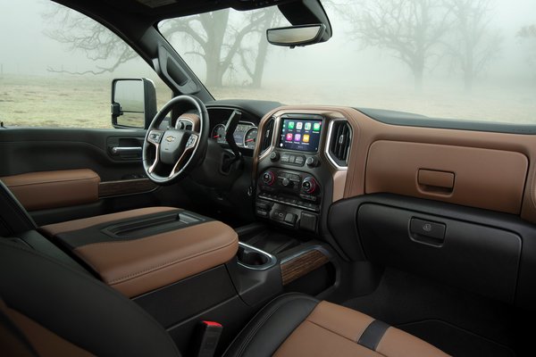2020 Chevrolet Silverado HD High Country Interior