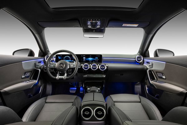 2019 Mercedes-Benz A-Class  AMG A 35 L 4MATIC Interior
