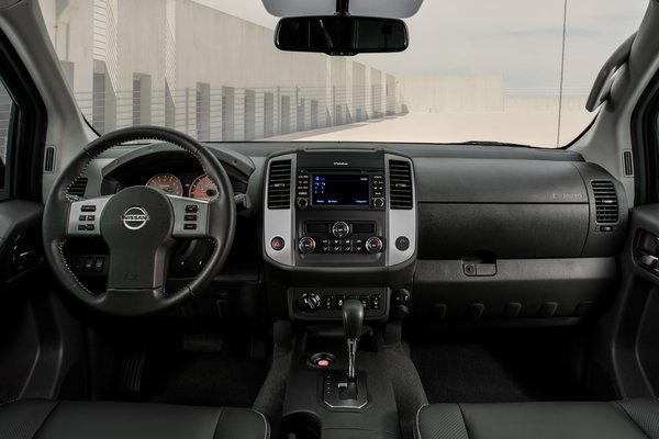 2020 Nissan Frontier Crew Cab Instrumentation