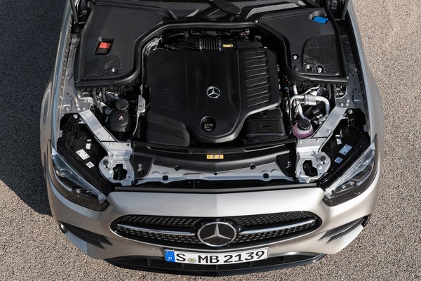 2021 Mercedes-Benz E-Class sedan Engine