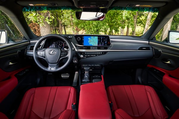 2021 Lexus ES 250 AWD FSport Interior
