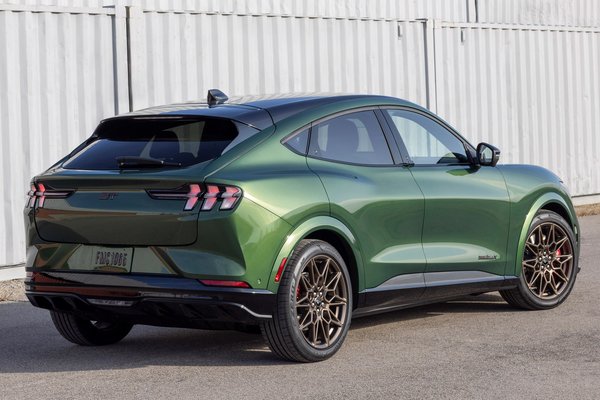 2024 Ford Mustang Mach-E GT Bronze Package
