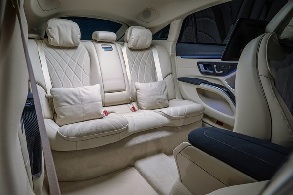 2025 Mercedes-Benz EQS Sedan Interior