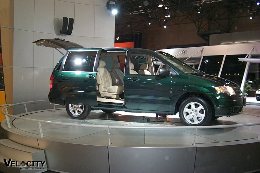 2000 Mazda MPV