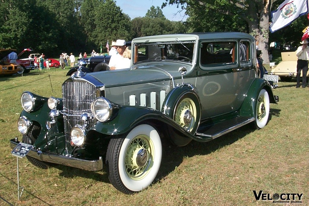 1932 Pierce-Arrow Model 54 Club Brougham