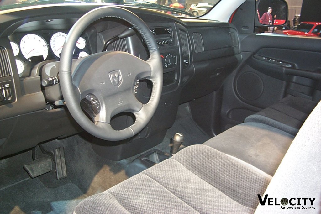 2002 Dodge Ram interior