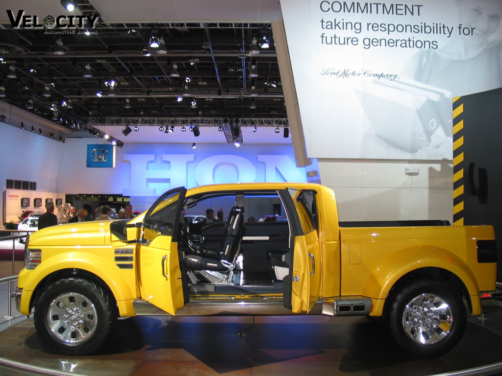 2002 Ford Mighty F350 Tonka concept