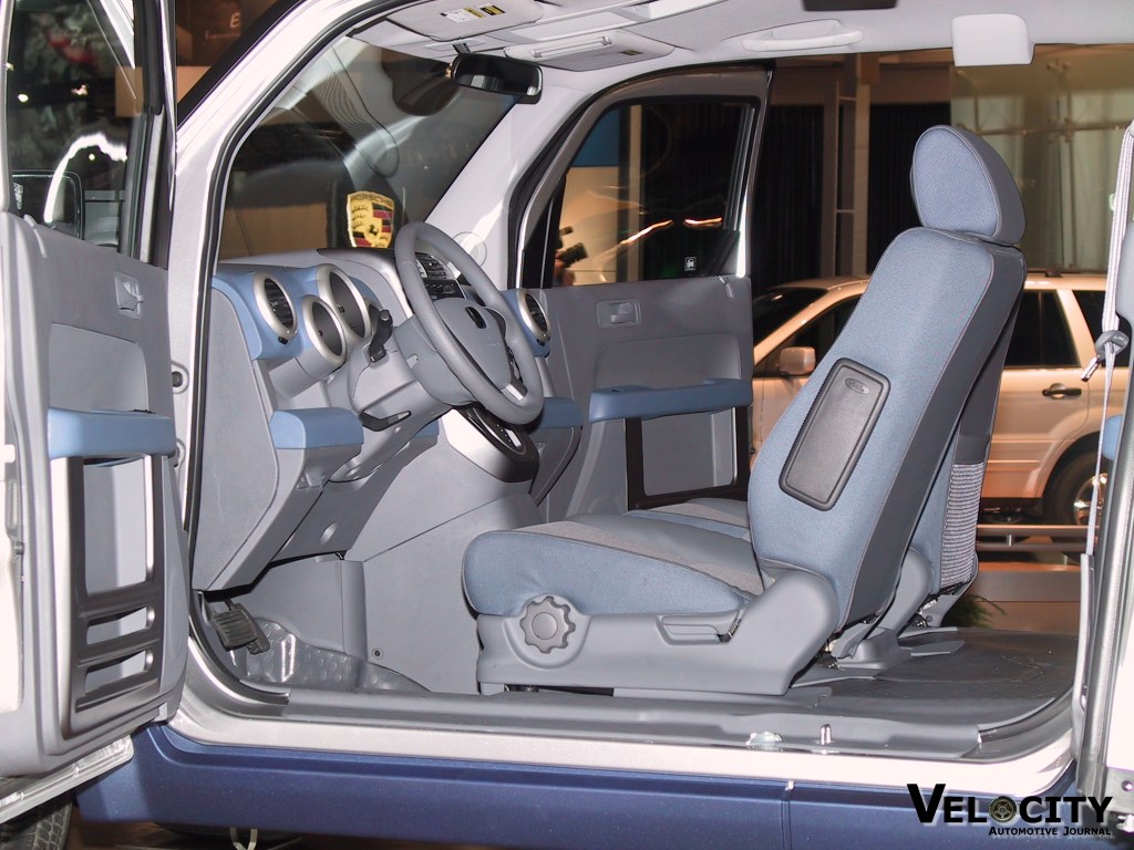 2003 Honda Element interior