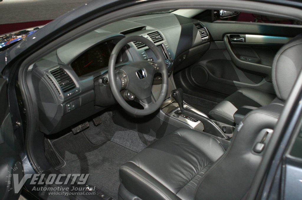 2004 Honda Accord Interior