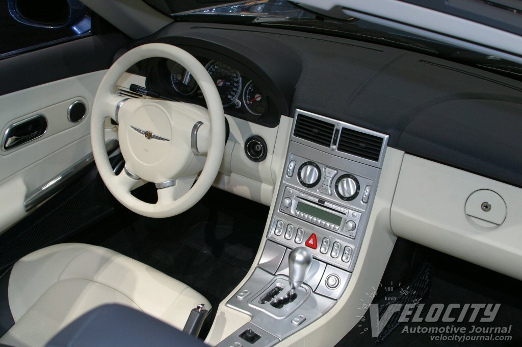 2005 Chrysler Crossfire roadster Interior