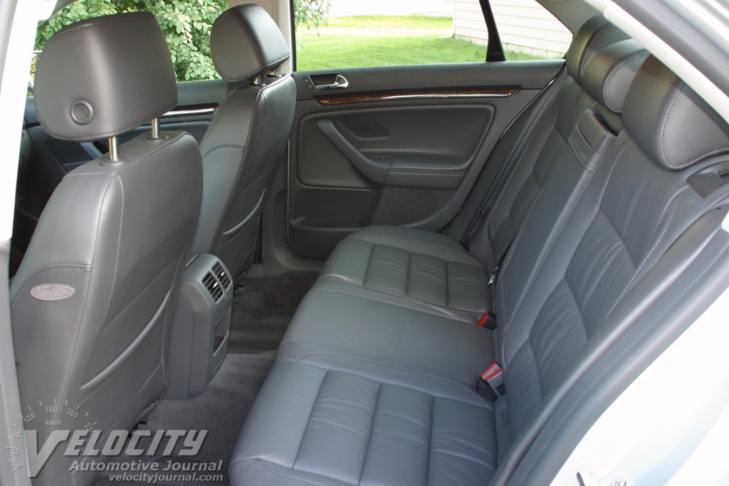 2005 Volkswagen Jetta Sedan Interior