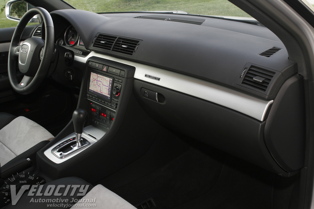 2005.5 Audi S4 Sedan Interior