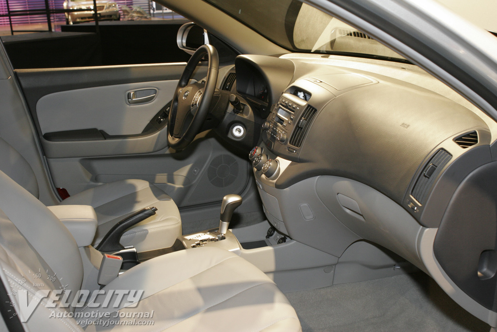 2007 Hyundai Elantra Interior