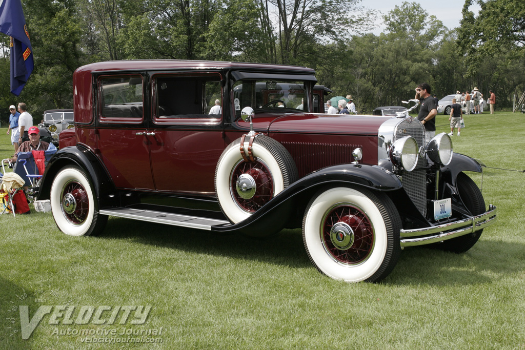 1930 LaSalle Town Sedan