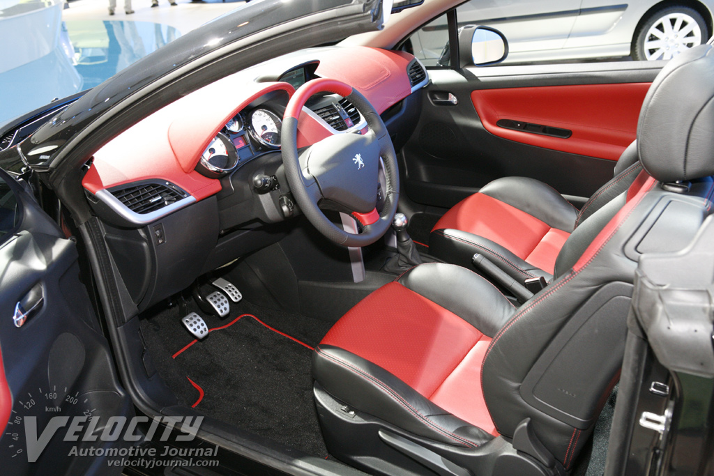 2007 Peugeot 207 CC Interior