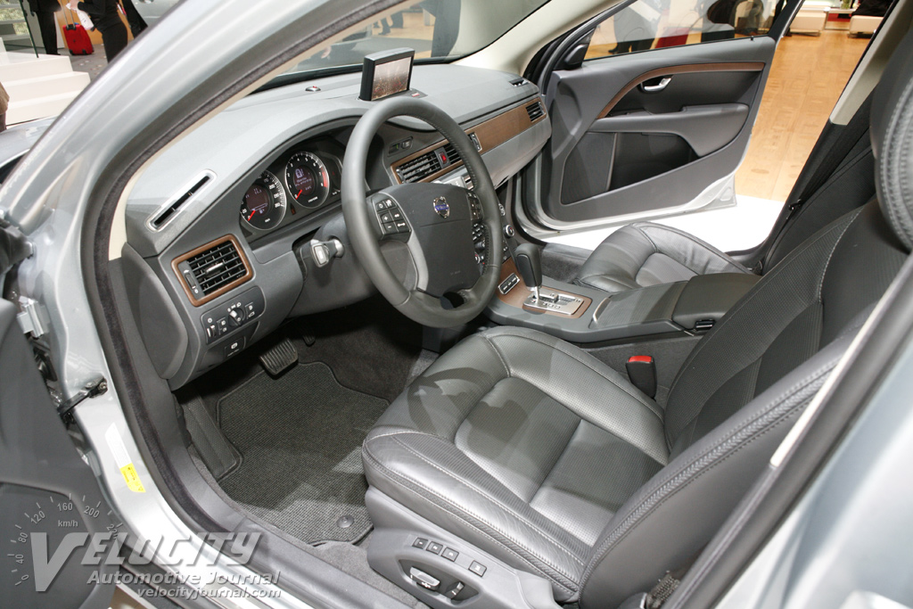 2008 Volvo XC70 Interior