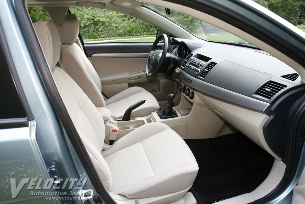 2008 Mitsubishi Lancer Interior