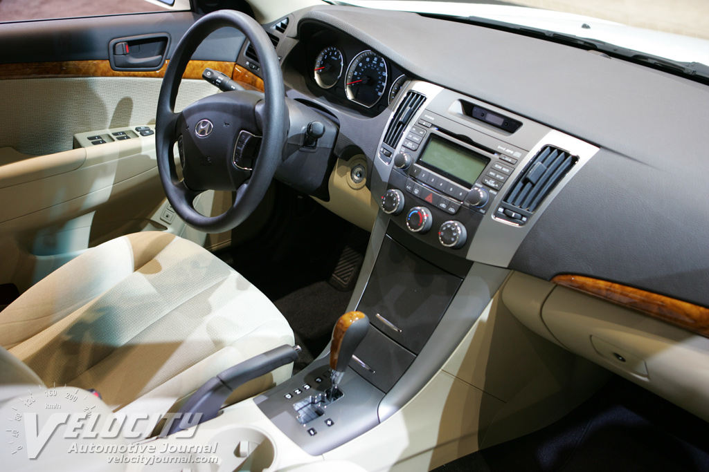2009 Hyundai Sonata Instrumentation