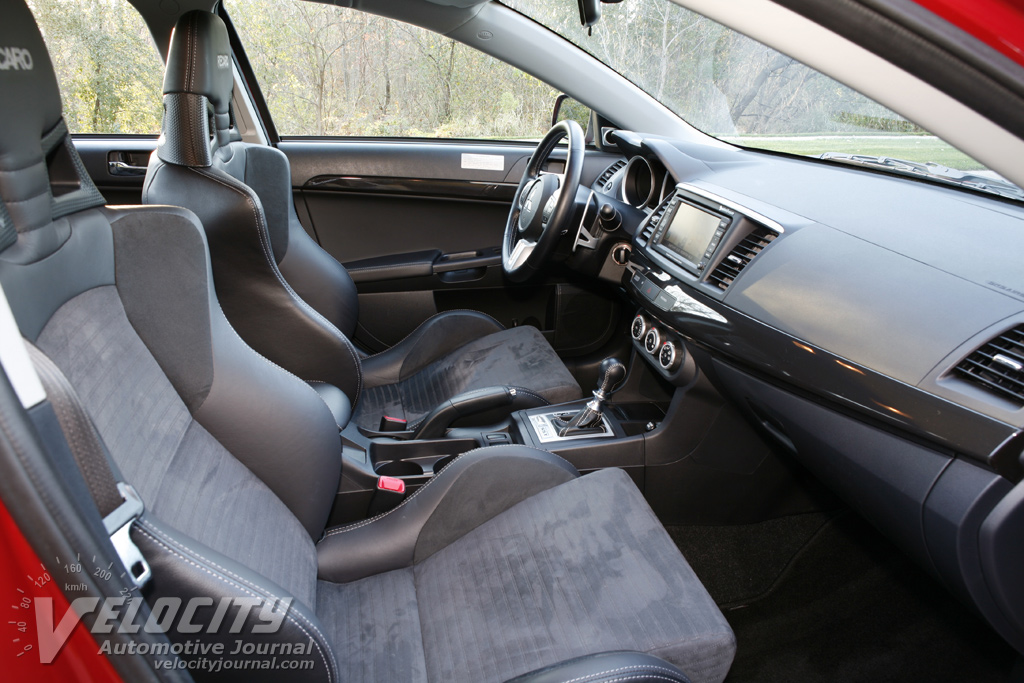 2008 Mitsubishi Lancer Evolution Interior
