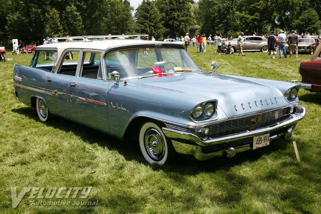 1958 Chrysler New Yorker Town & Country wagon