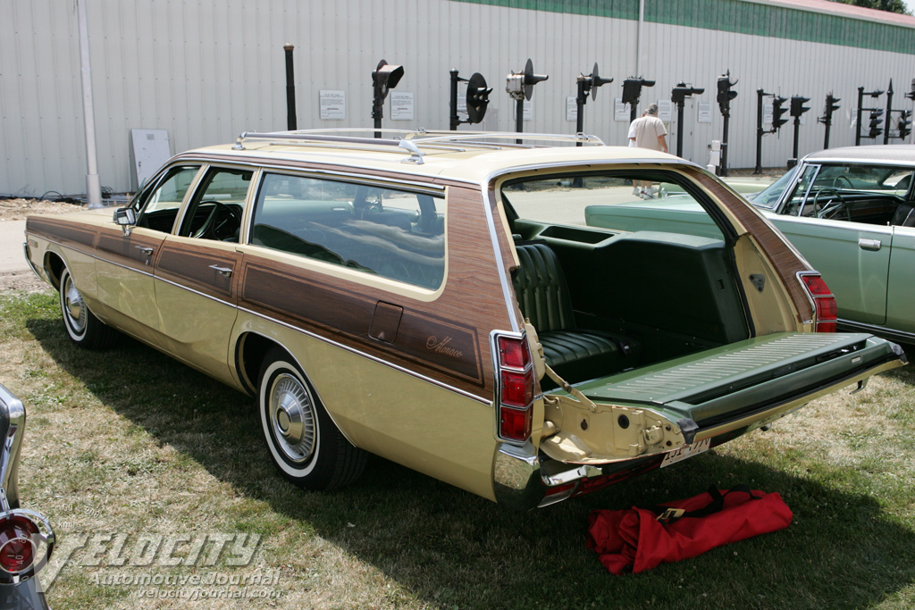 1976 Dodge Monaco wagon.