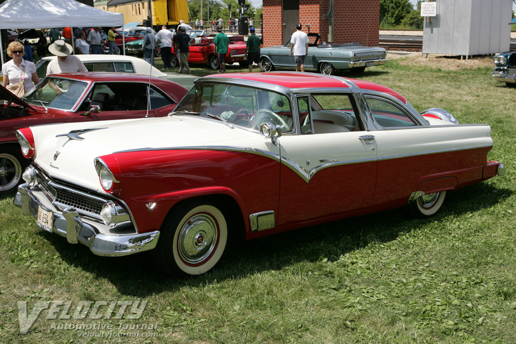 1955 Ford Fairlane 2d Crown Victoria