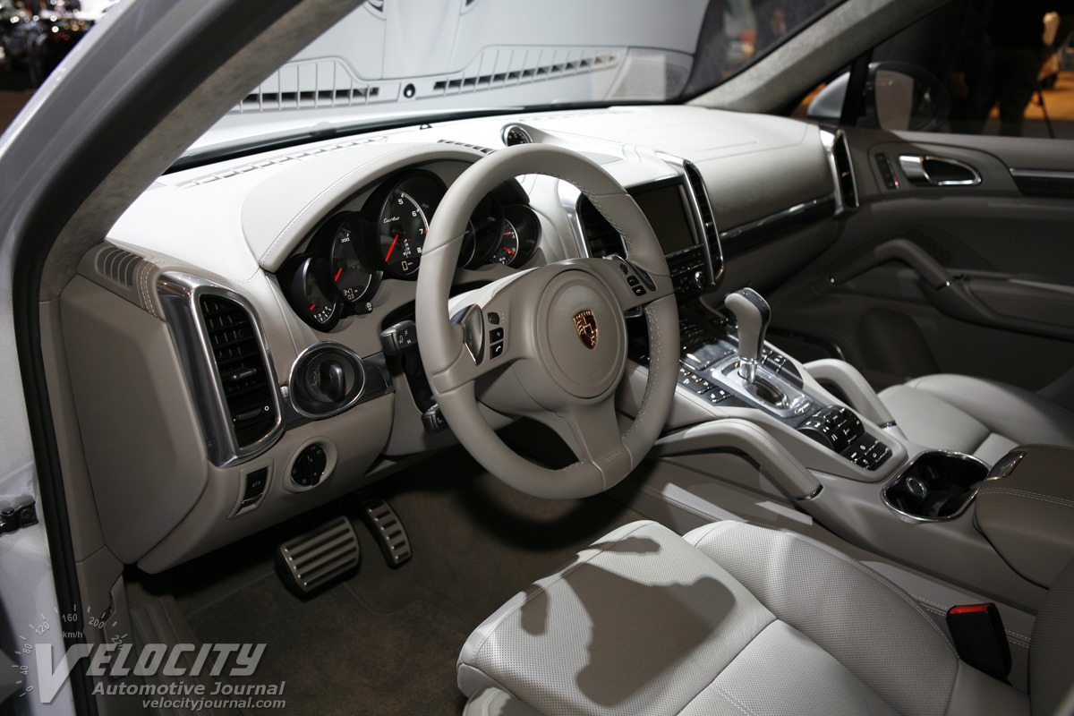 2011 Porsche Cayenne Interior
