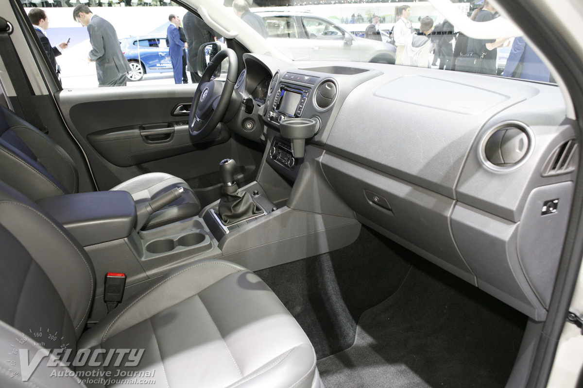 2010 Volkswagen Amarok Interior