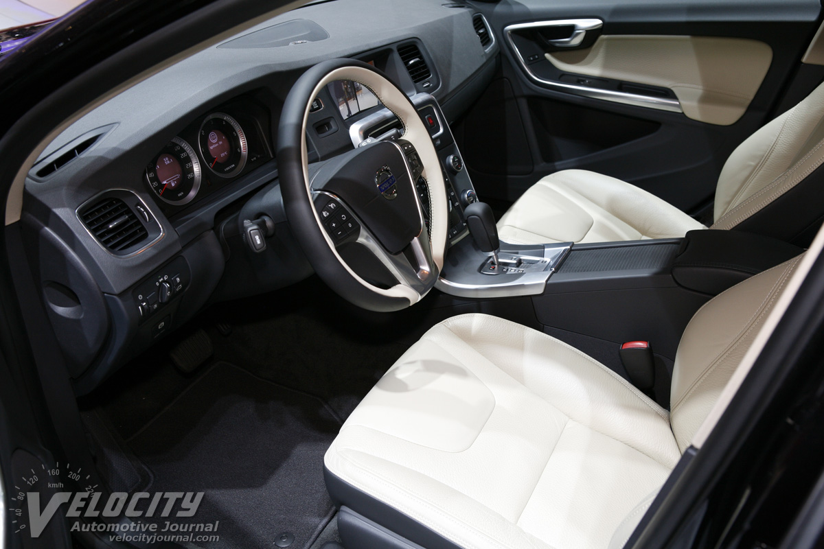 2011 Volvo V60 Interior