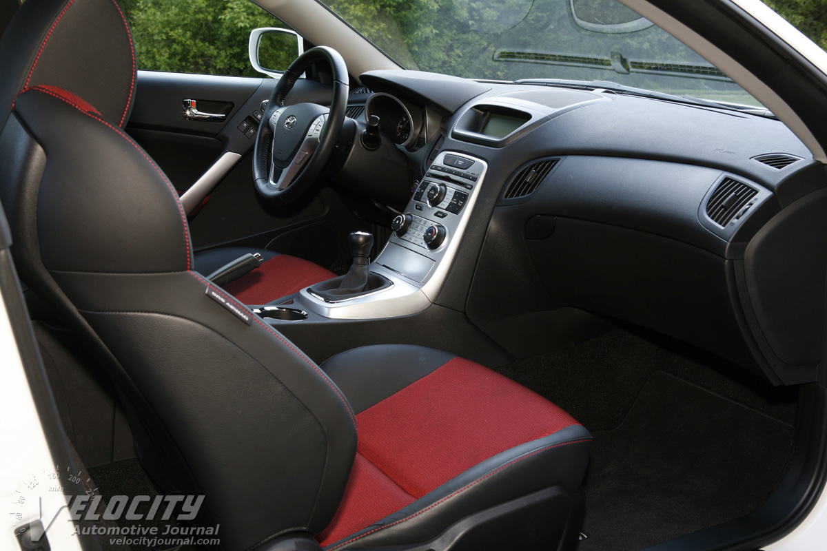 2010 Hyundai Genesis Coupe 2.0T Track Interior