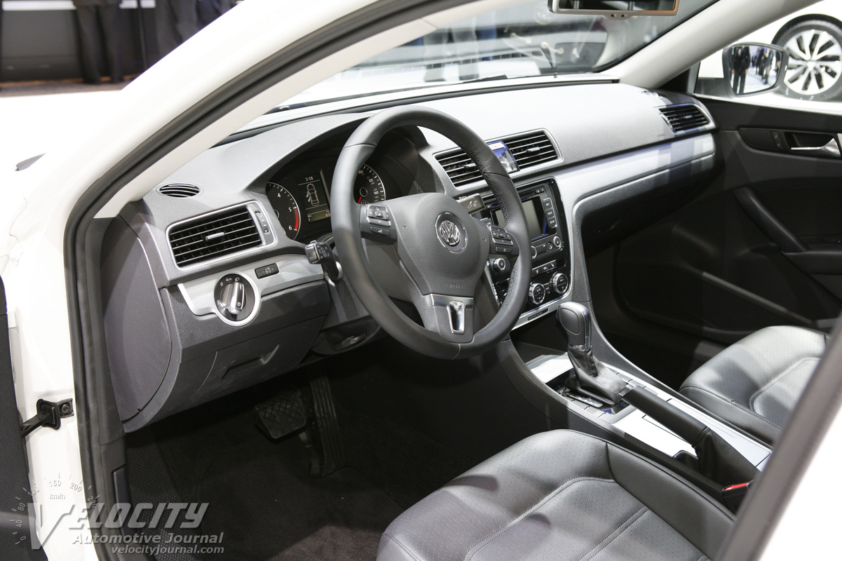 2012 Volkswagen Passat Interior