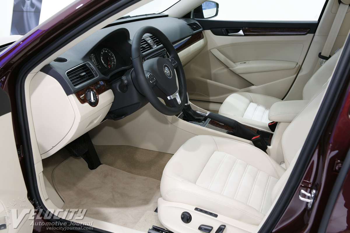 2012 Volkswagen Passat Interior