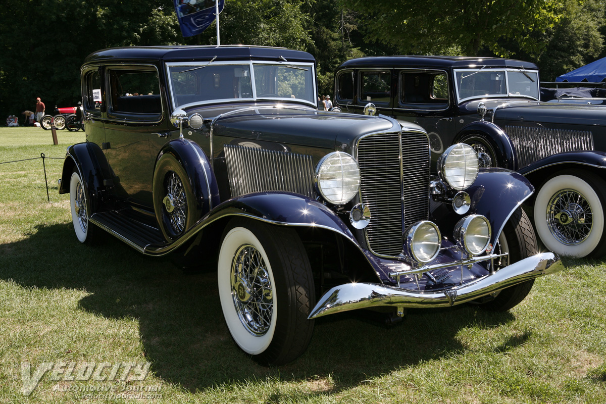 1933 Auburn 12-165 Salon Brougham