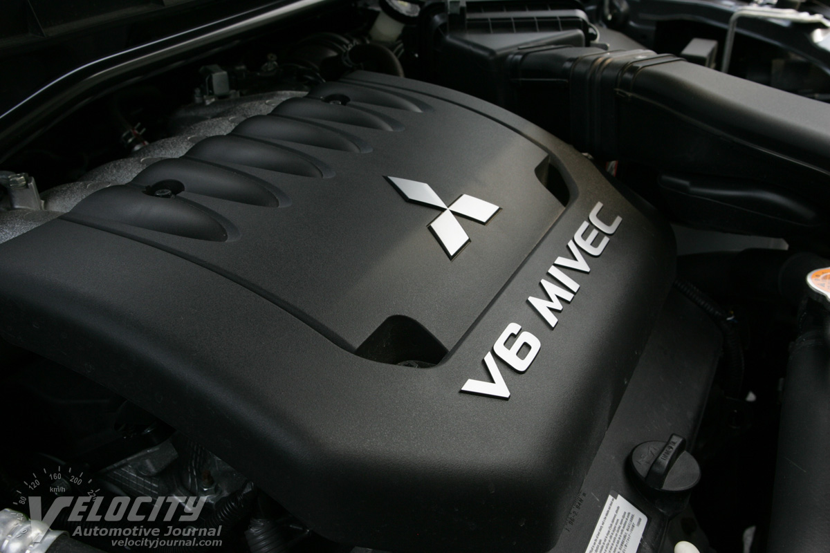 2011 Mitsubishi Outlander GT Engine