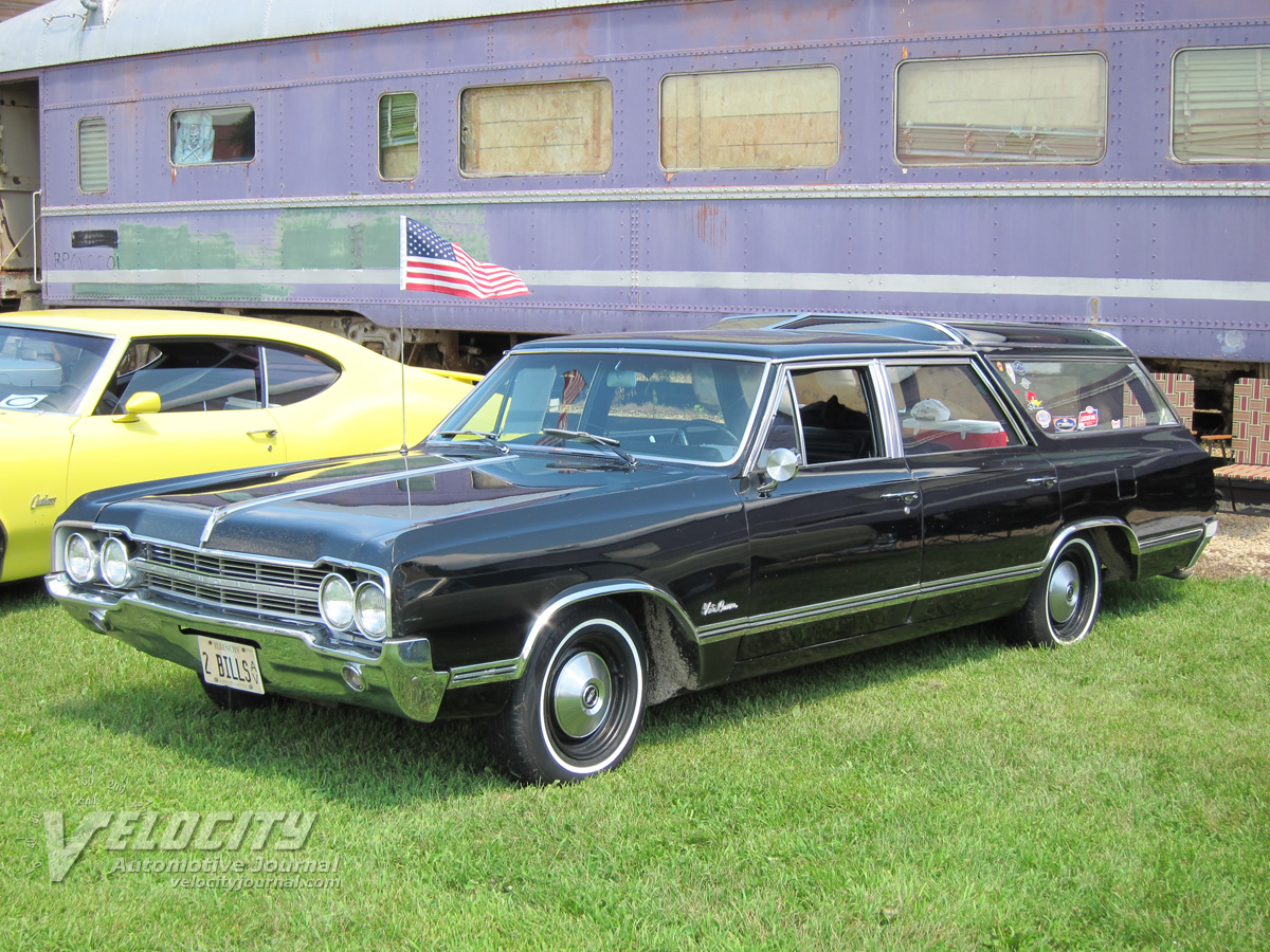 1965 Oldsmobile Vista Cruiser