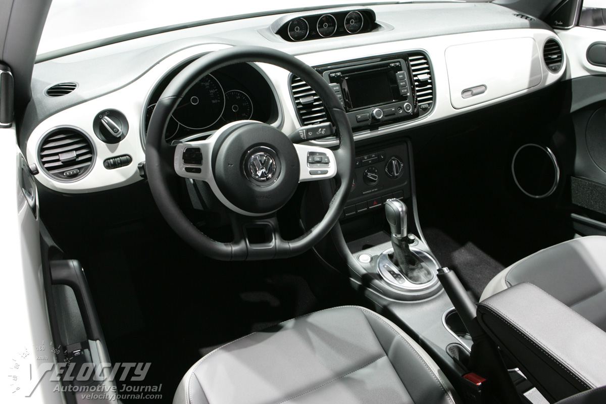 2013 Volkswagen Beetle TDI Interior