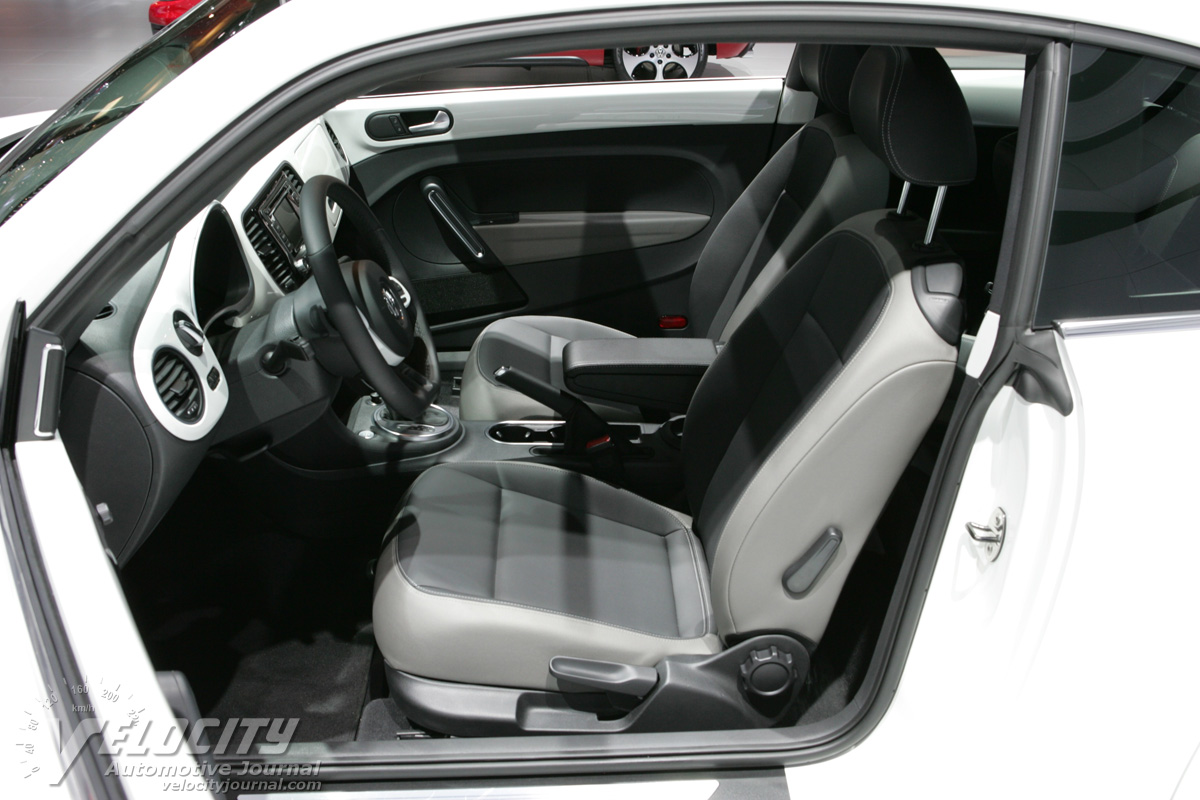 2013 Volkswagen Beetle TDI Interior