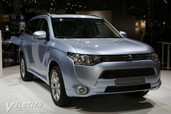 2013 Mitsubishi Outlander PHEV