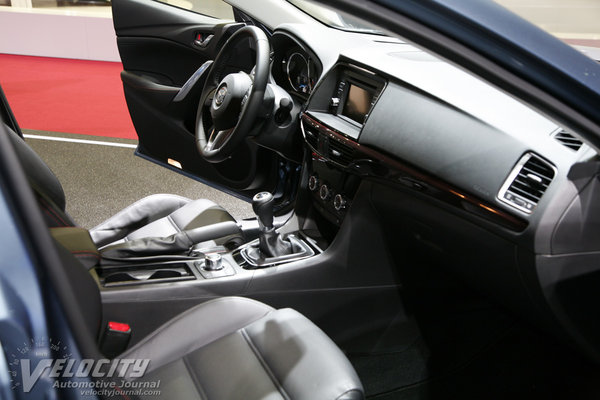 2013 Mazda Mazda6 Interior